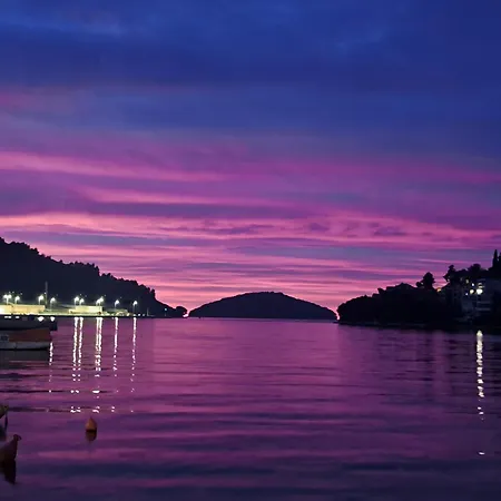 Mika * فيلا لوكا