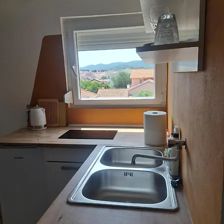 Mika فيلا لوكا