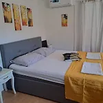 Mika Appartement Vela Luka