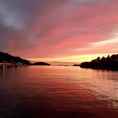 Mika Apartament Vela Luka